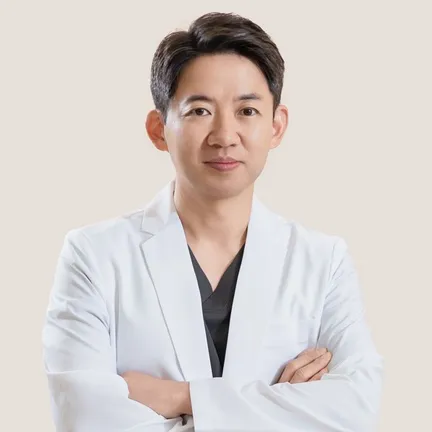Jeongwoo Lee
