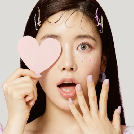 Non-incisional double eyelid surgery