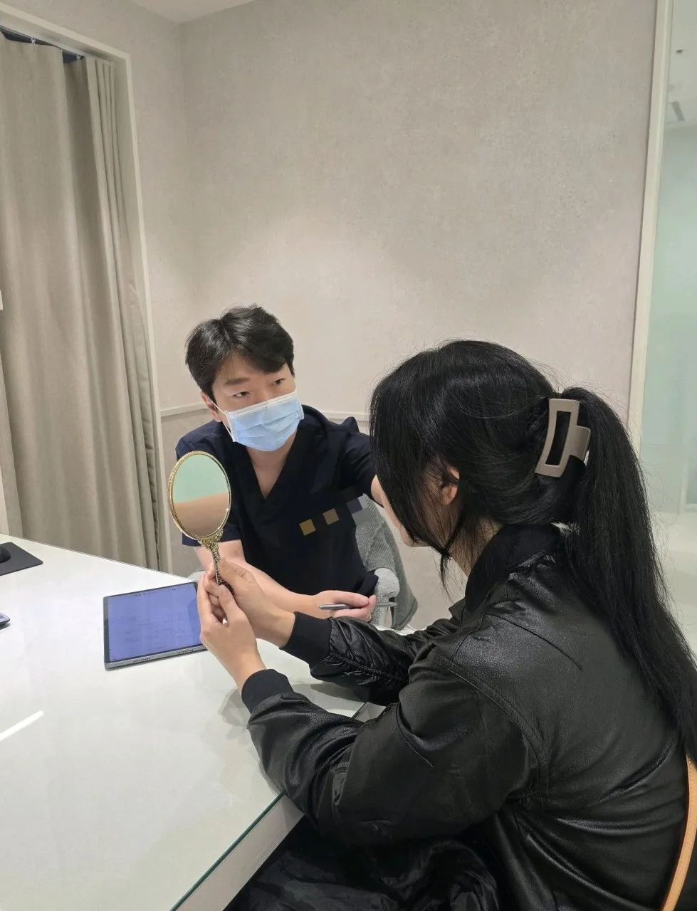 Cases — Rewind Plastic Surgery 4